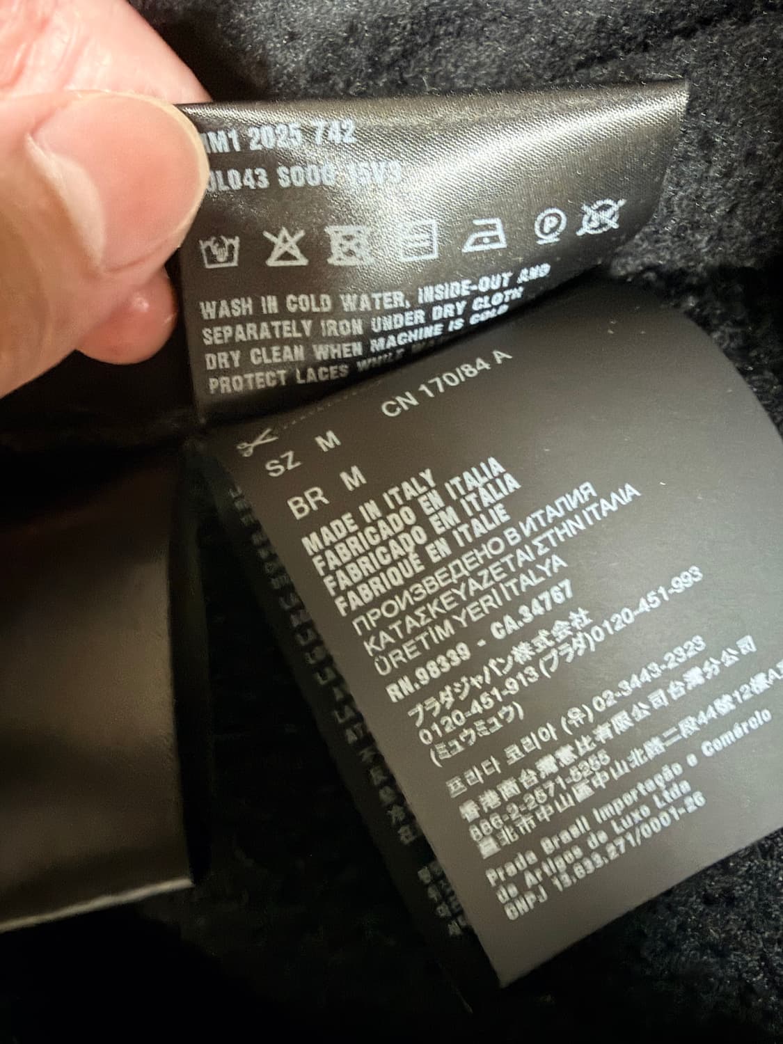 25fw 미우미우 후리스 아노락 블랙 M 상품이미지3