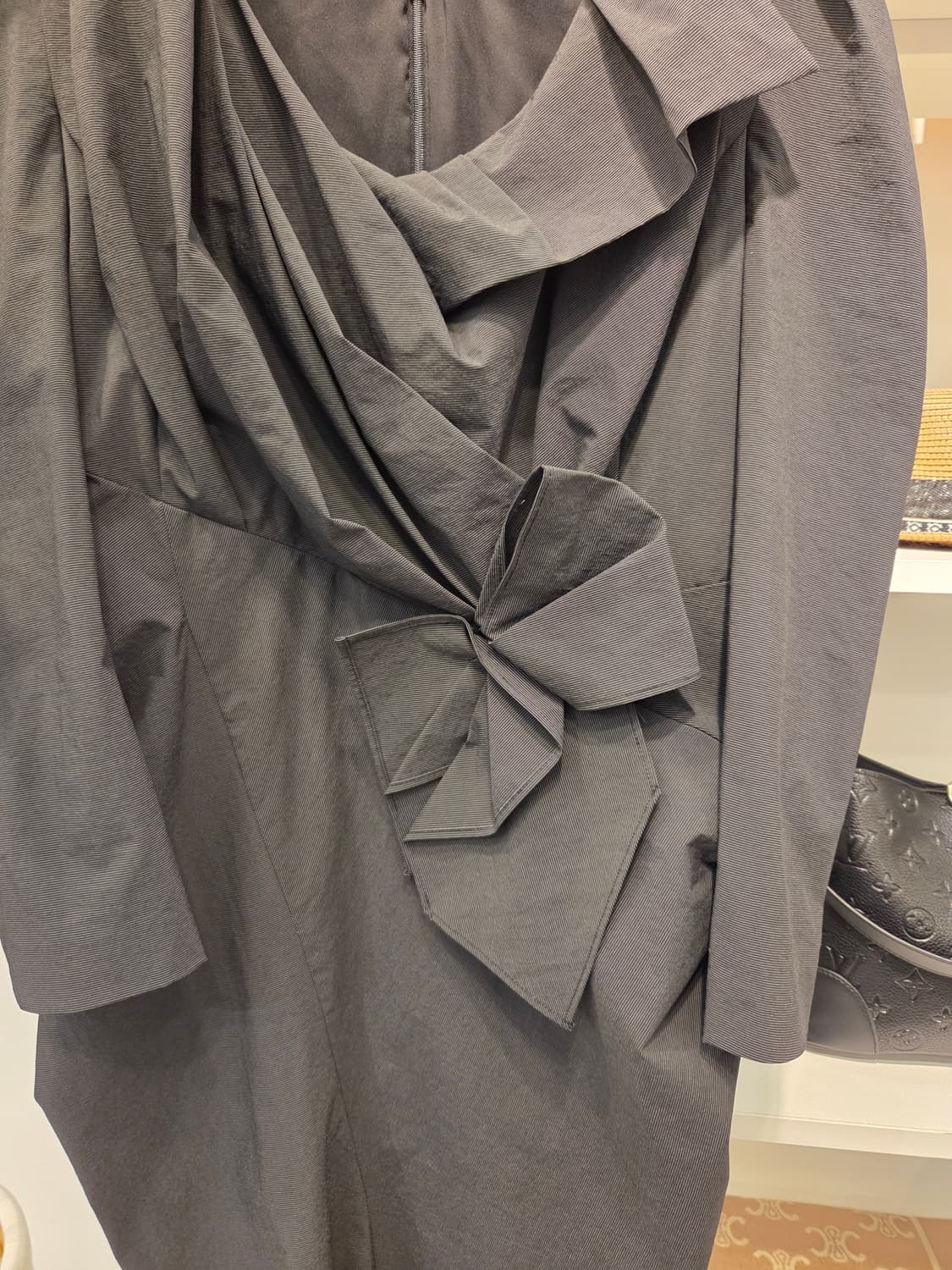 봄빅스엠무어 셔링 리본 원피스 상품이미지4