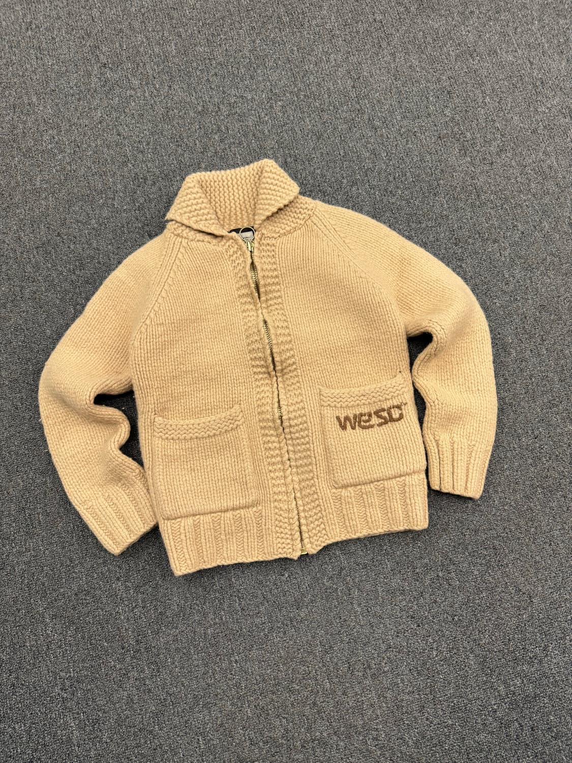 S)Wesc 로고 빈티지 베이지 니트 후드집업 가디건 상품이미지1