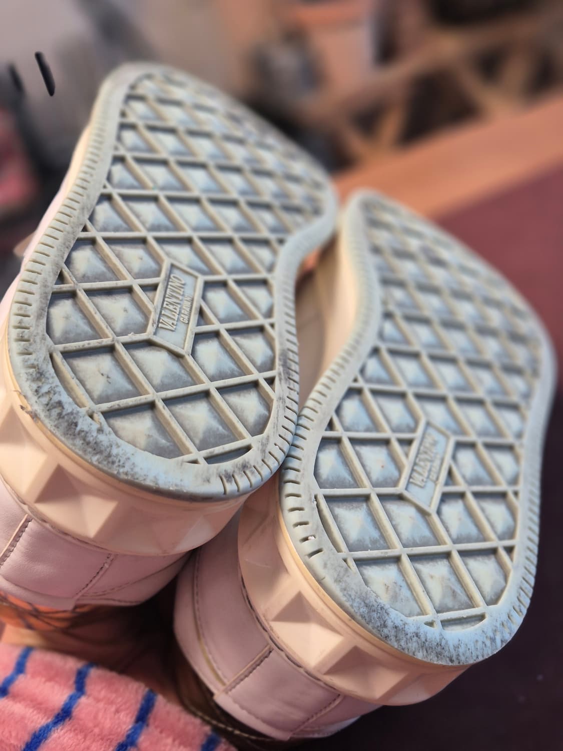 260-265(41)정품 발렌티노 스니커즈  상품이미지7