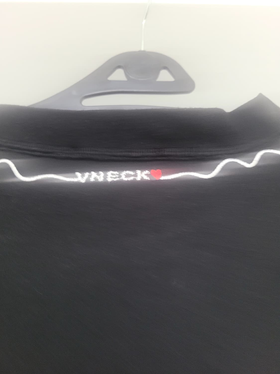 브이넥러브 타비 맨투맨 상품이미지4