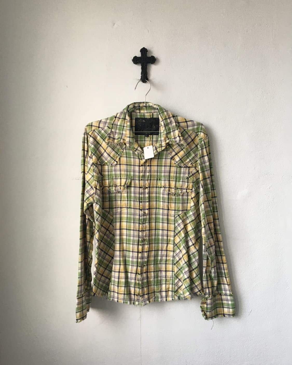 Stud grunge point check pattern shirt 상품이미지2