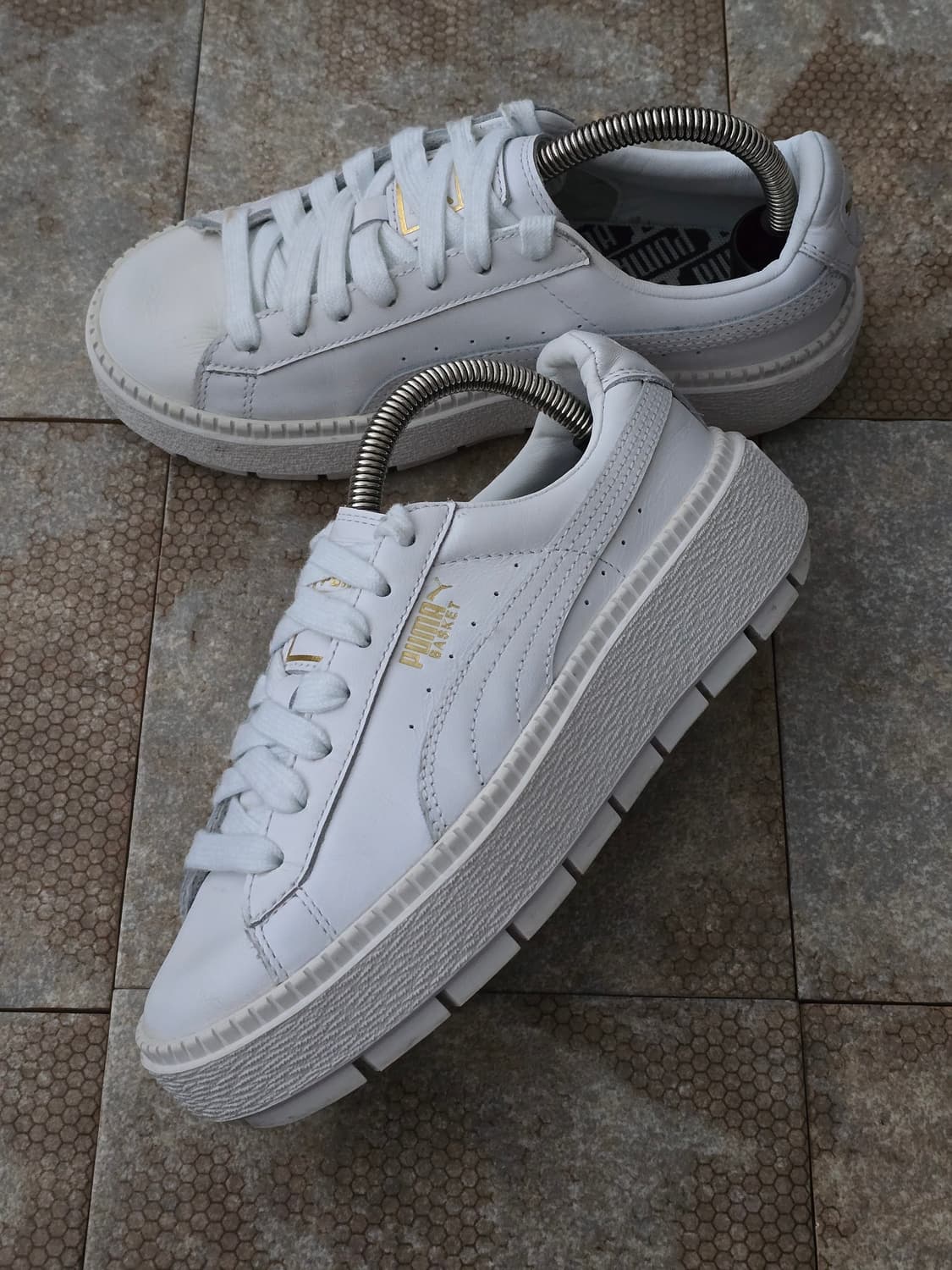 (220)푸마 바스켓 플랫폼 트레이스 화이트 상품이미지3