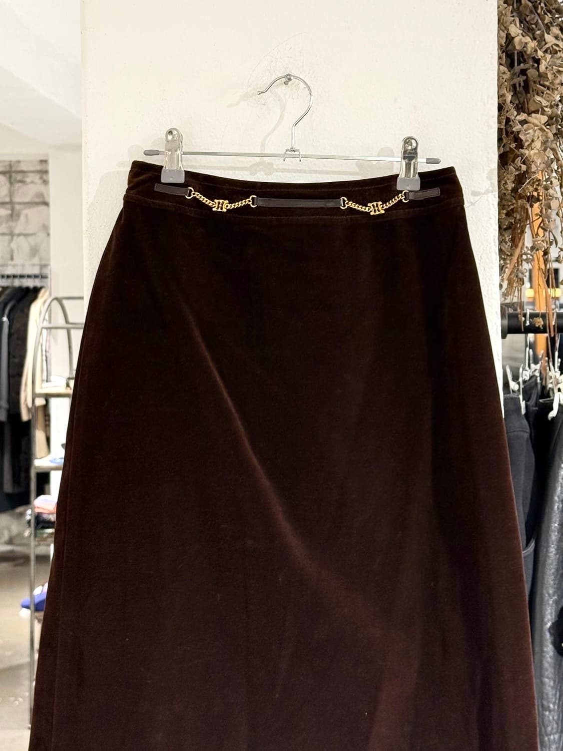 셀린느 90s 브라운 벨벳 체인 미디 스커트 상품이미지2