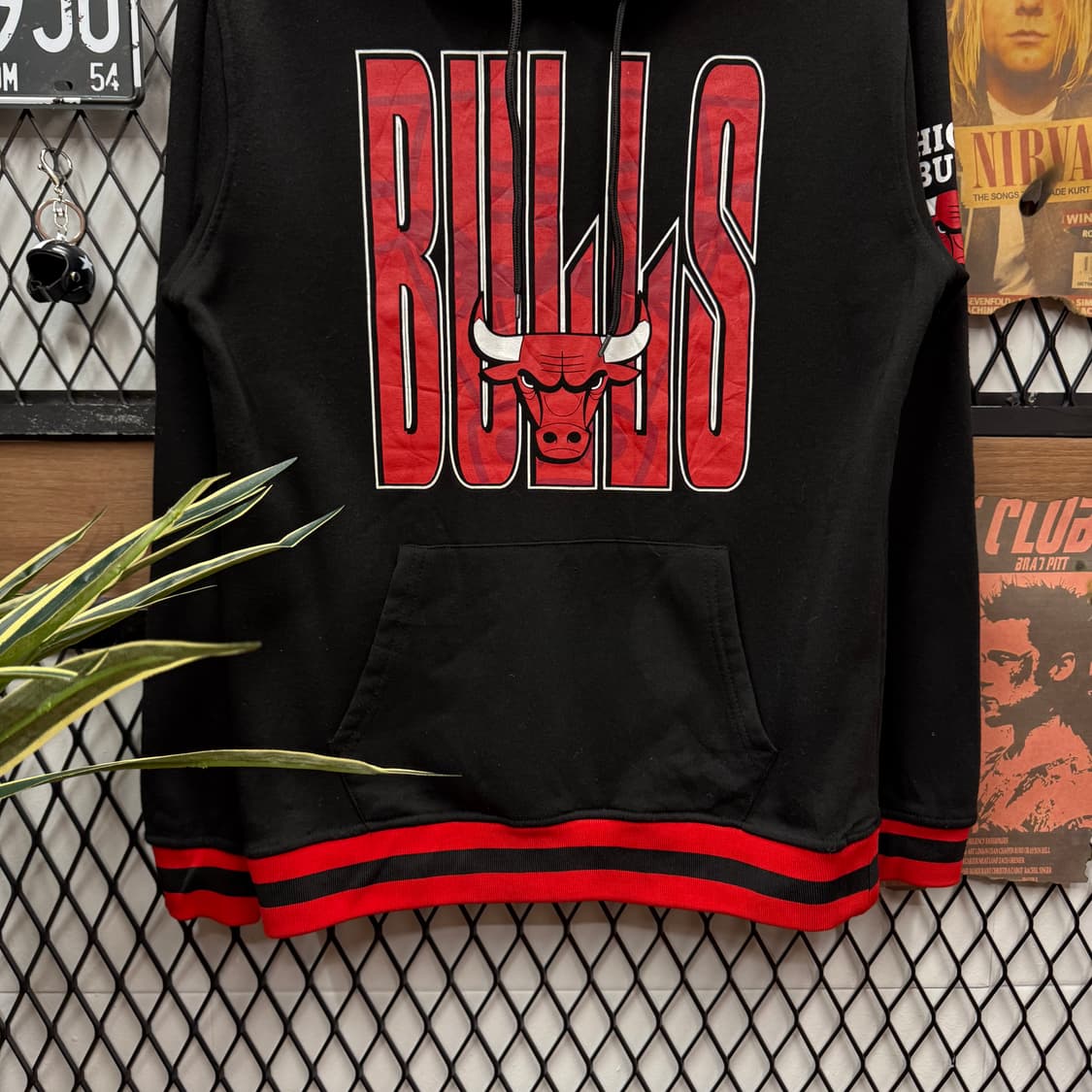 NBA X 시카고불스 후드티 전면 빅로고 포인트 블랙 레드 상품이미지4