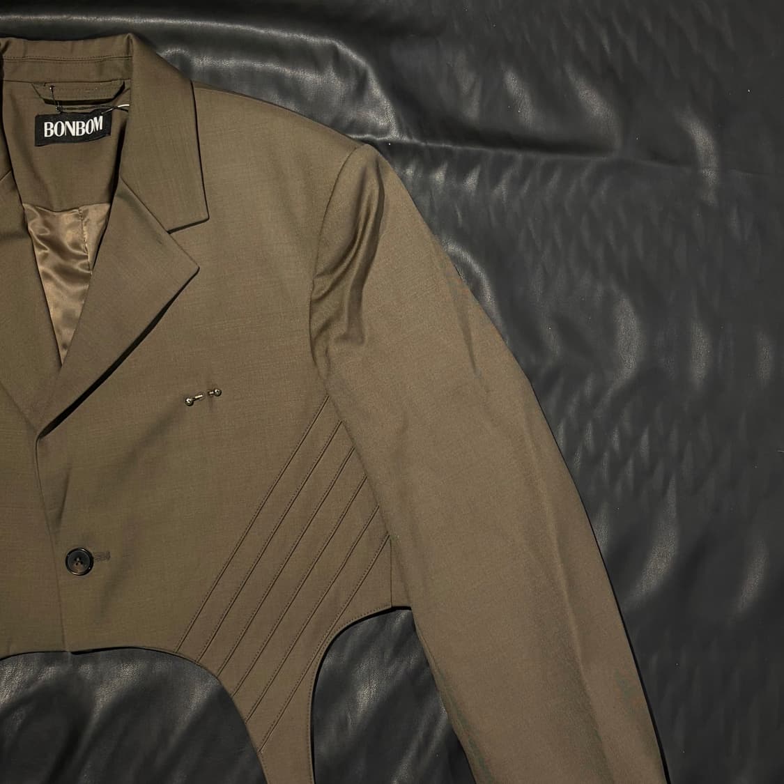 본봄 가터 디테일 크롭 자켓 상품이미지7