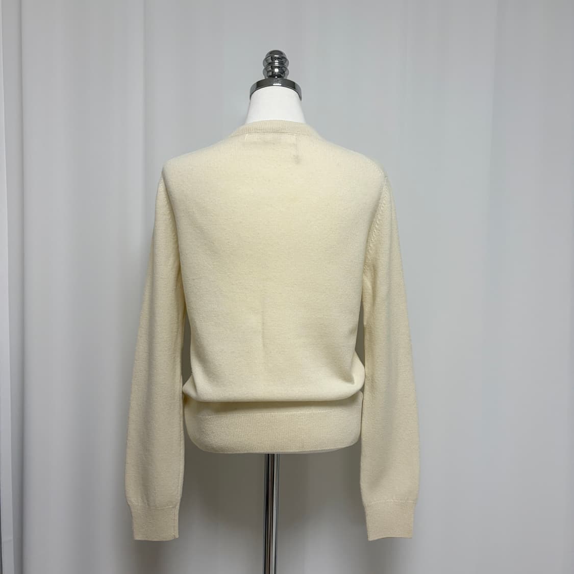 꼼데가르송 화이트 와펜 가디건 아이보리 상품이미지9