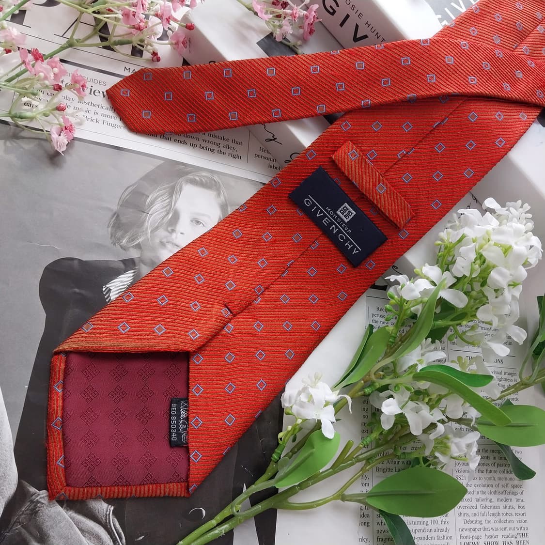 지방시 실크 오렌지 패턴 넥타이 10.1cm A등급 K2453
 상품이미지5