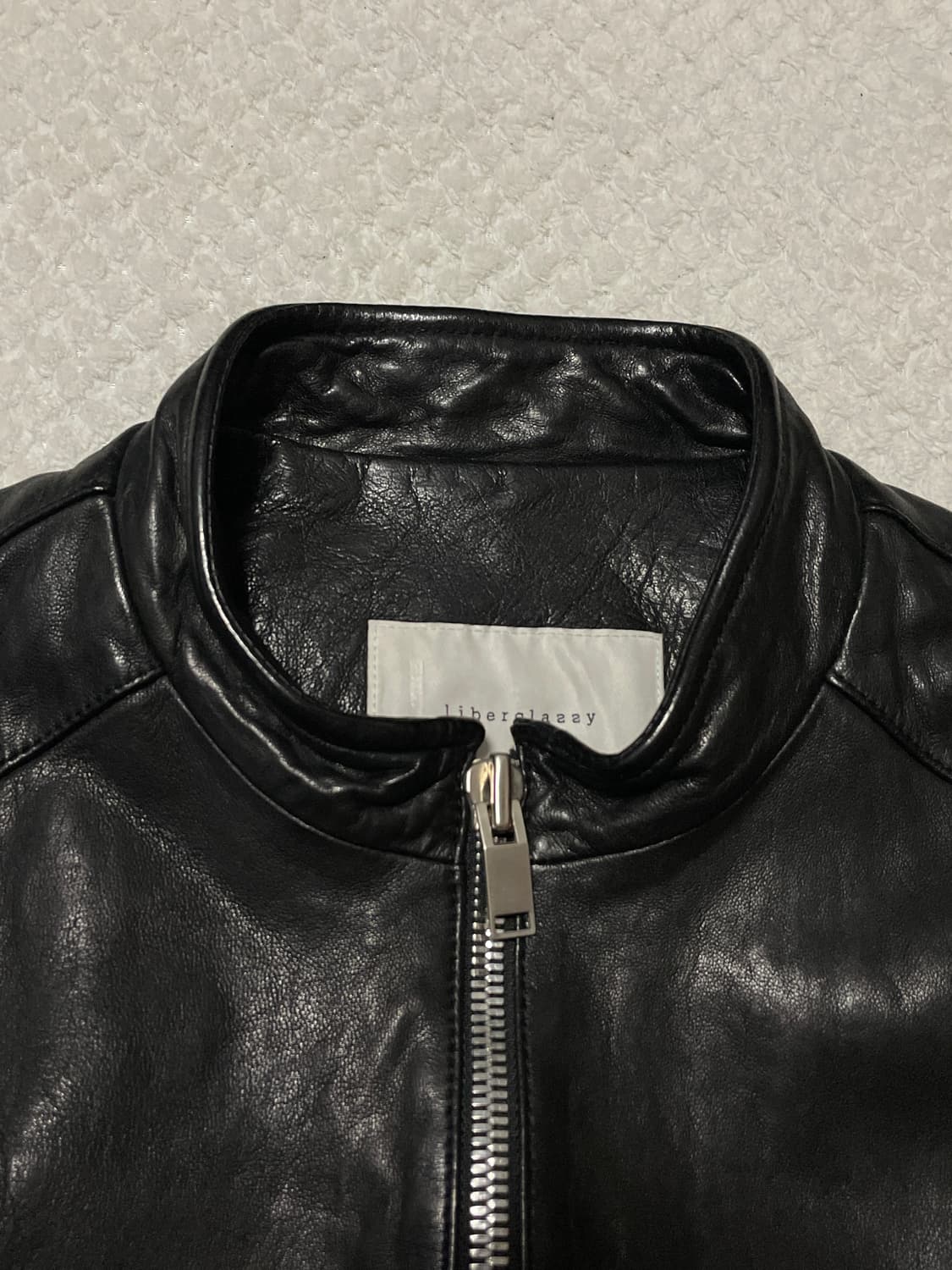 LIBER CLASSSY 웨스턴 무드 램스킨 양가죽 바이커 절개 레더  상품이미지5