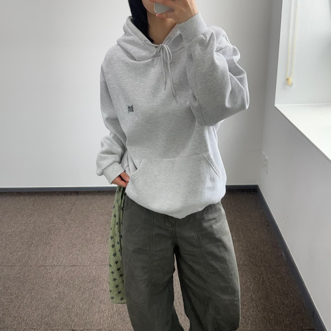 Brown Breath 브라운브레스 그린 로고 멜란지 후드티 상품이미지1