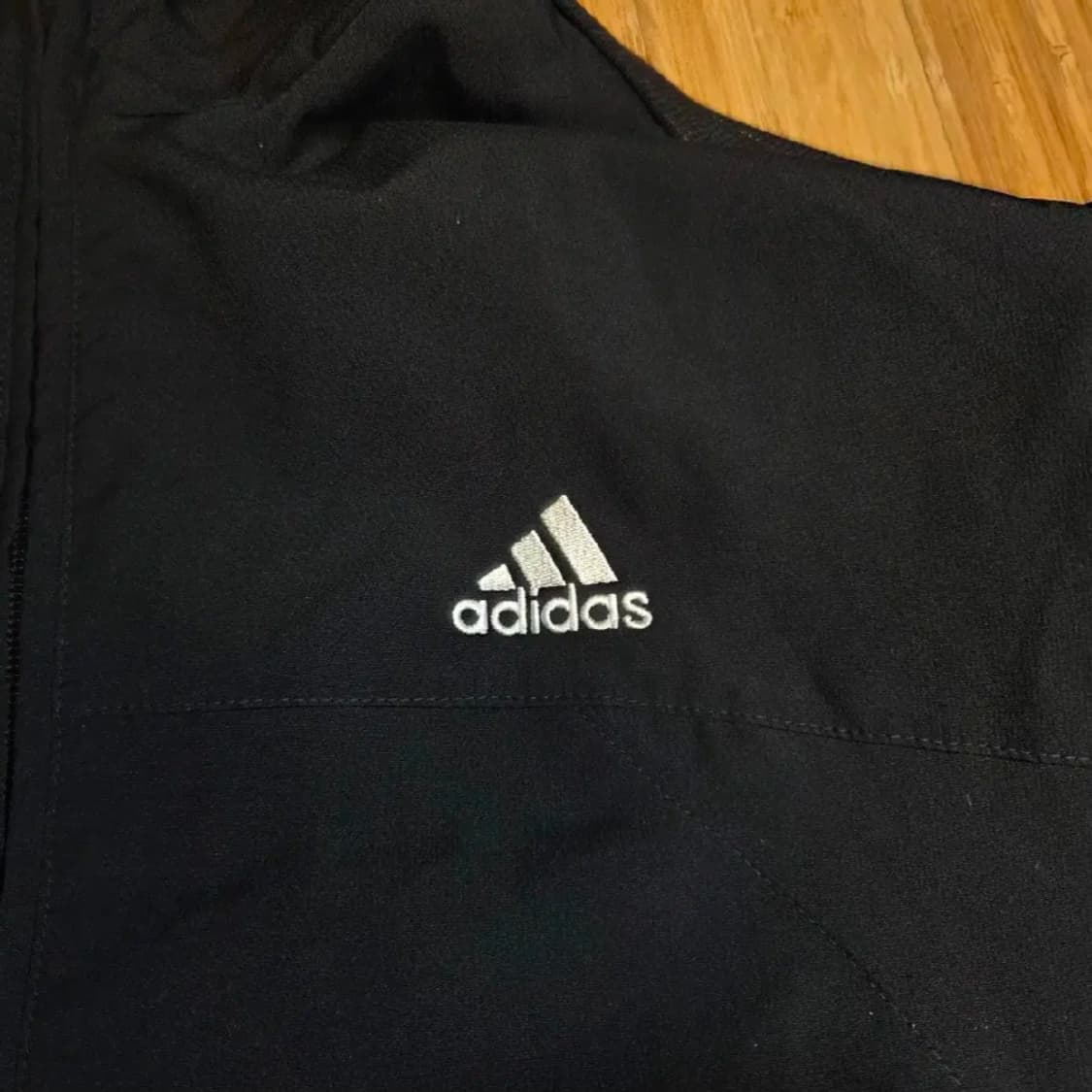 아디다스 삼각로고 사이드라인 바람막이 자켓 (XL) 상품이미지2