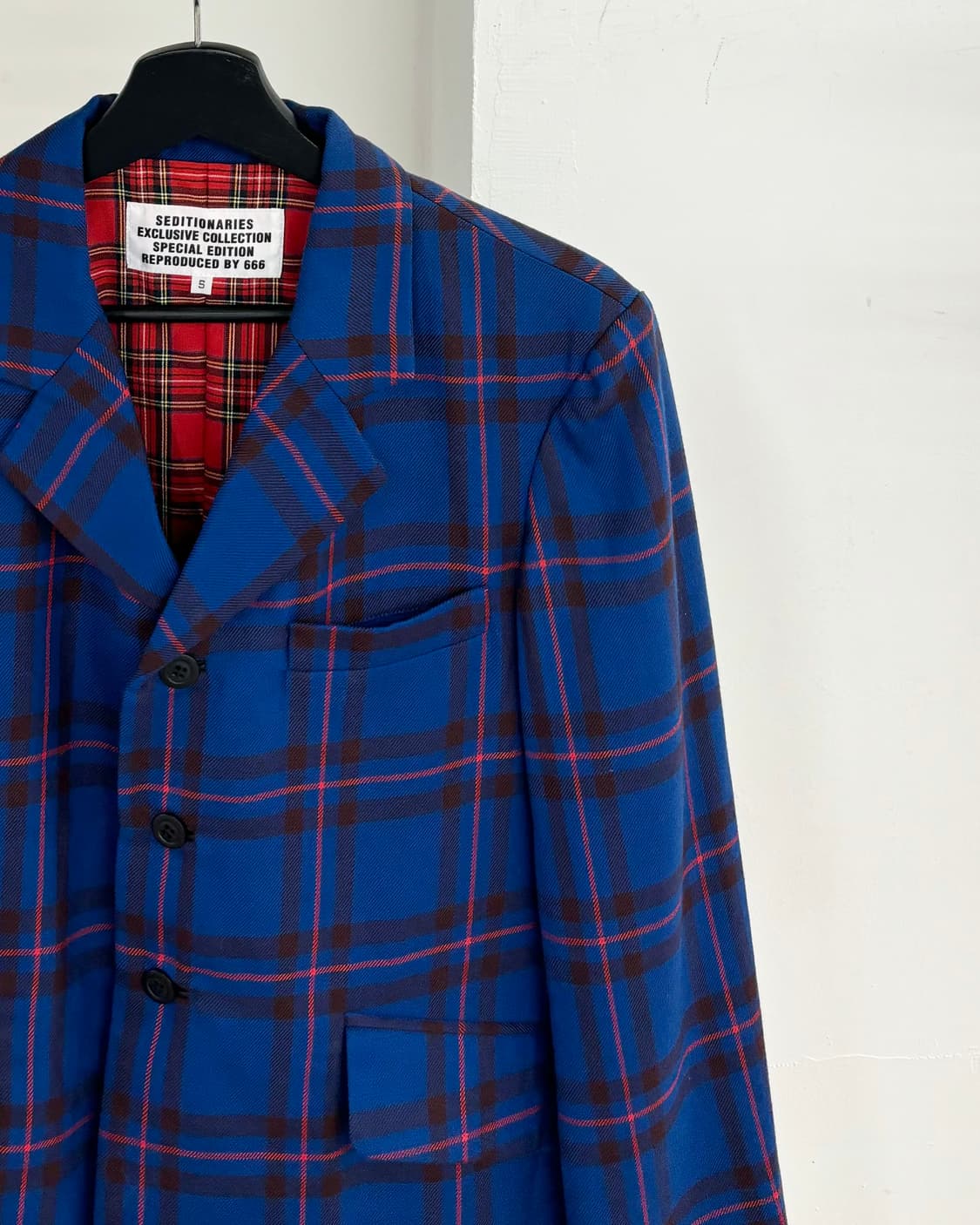 세디셔너리즈 블루 체크 패턴 3버튼 블레이저 재킷 상품이미지4