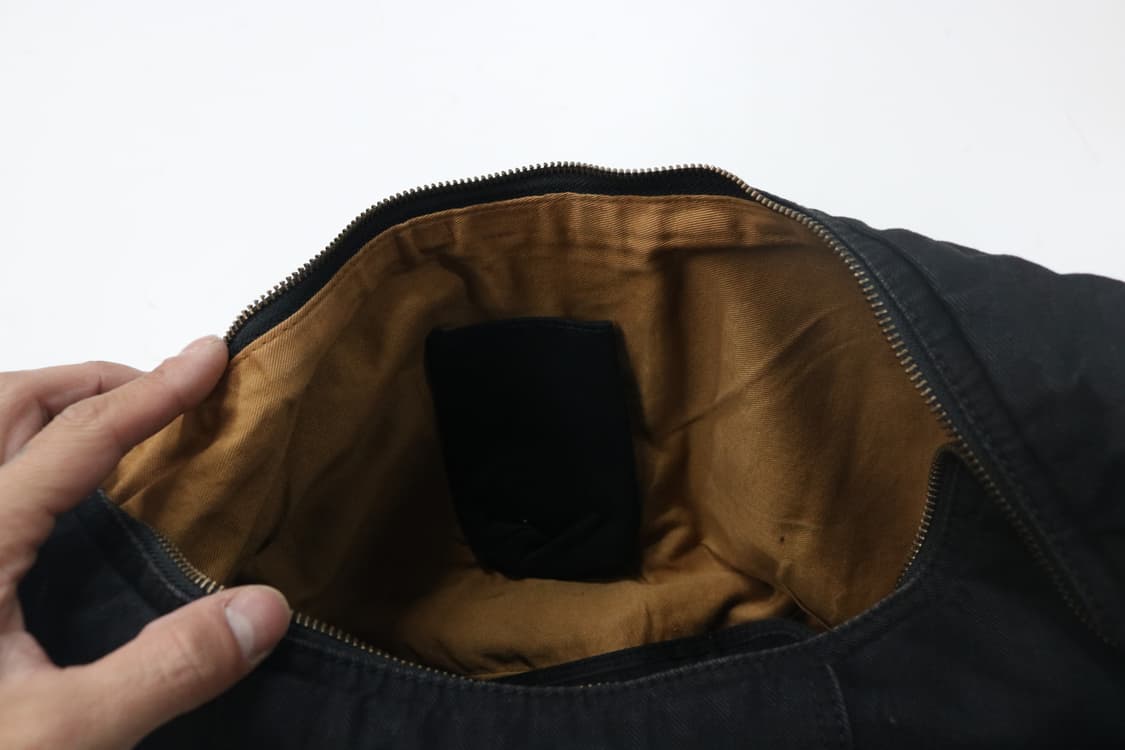 디젤 아카이브 하프문 숄더백 상품이미지10