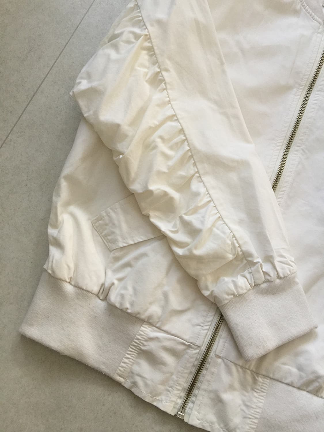 Acne Studios White Bomber Jacket 100 상품이미지4