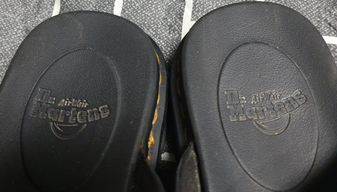 닥터마틴 힐튼 스트랩 가죽 슬리퍼 블랙 UK7 (260) 상품이미지4