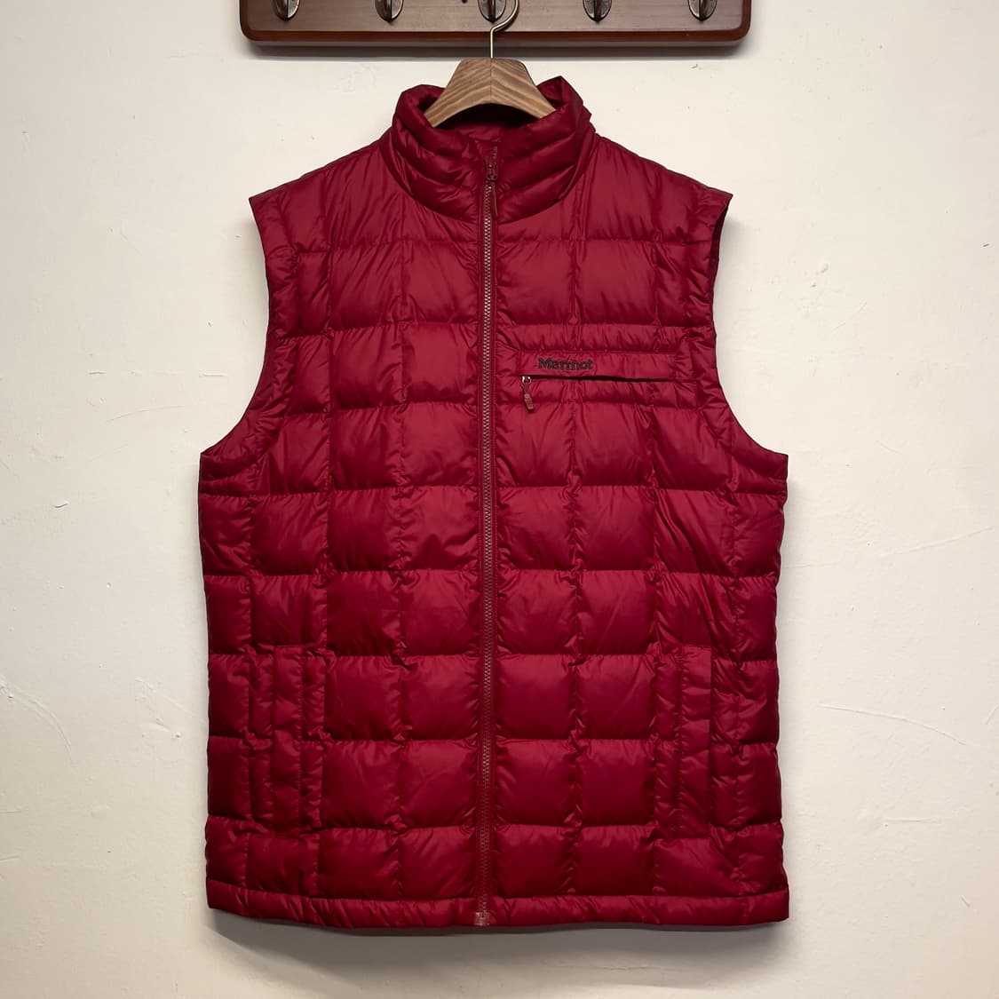마모트 700필 덕 다운 패딩 베스트   상품이미지1