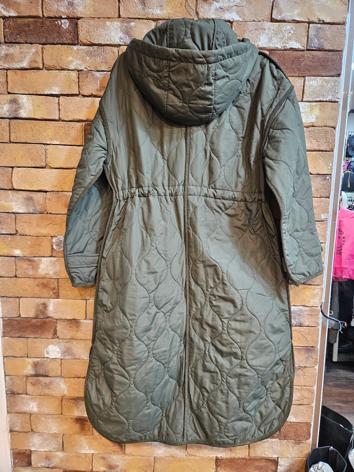 새상품)The AtG 카키 퀼팅 후드 롱 코트 55 상품이미지2