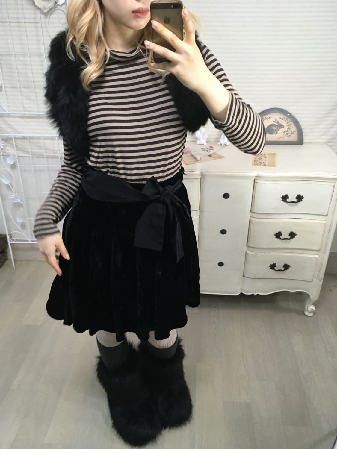 벨벳 블랙 리본 미디스커트 상품이미지2