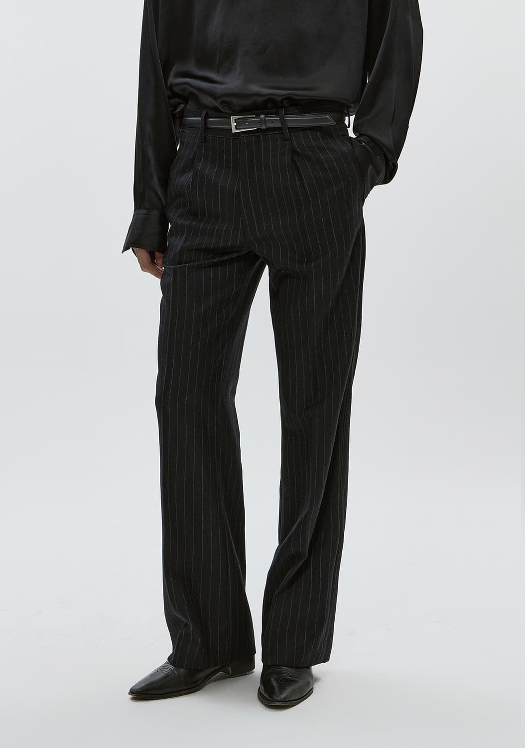 세비지 스트레이트핏 스트라이프 트라우저 블랙 라지사이즈 상품이미지1