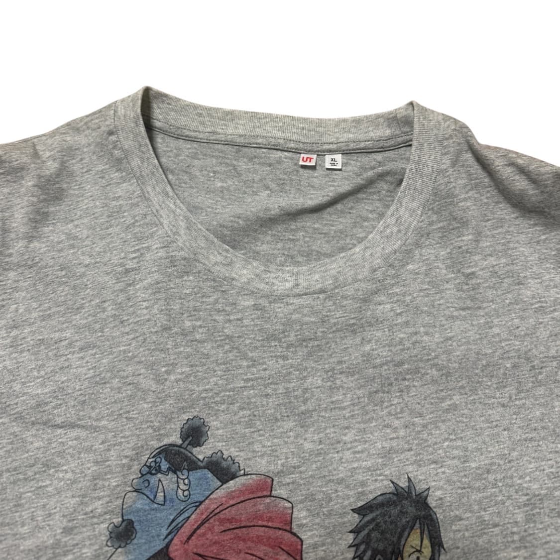 유니클로 UT 원피스 티셔츠 상품이미지2