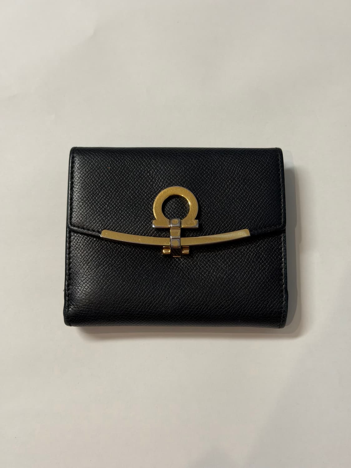 살바토레 페라가모 간치니 프렌치 월렛 상품이미지1