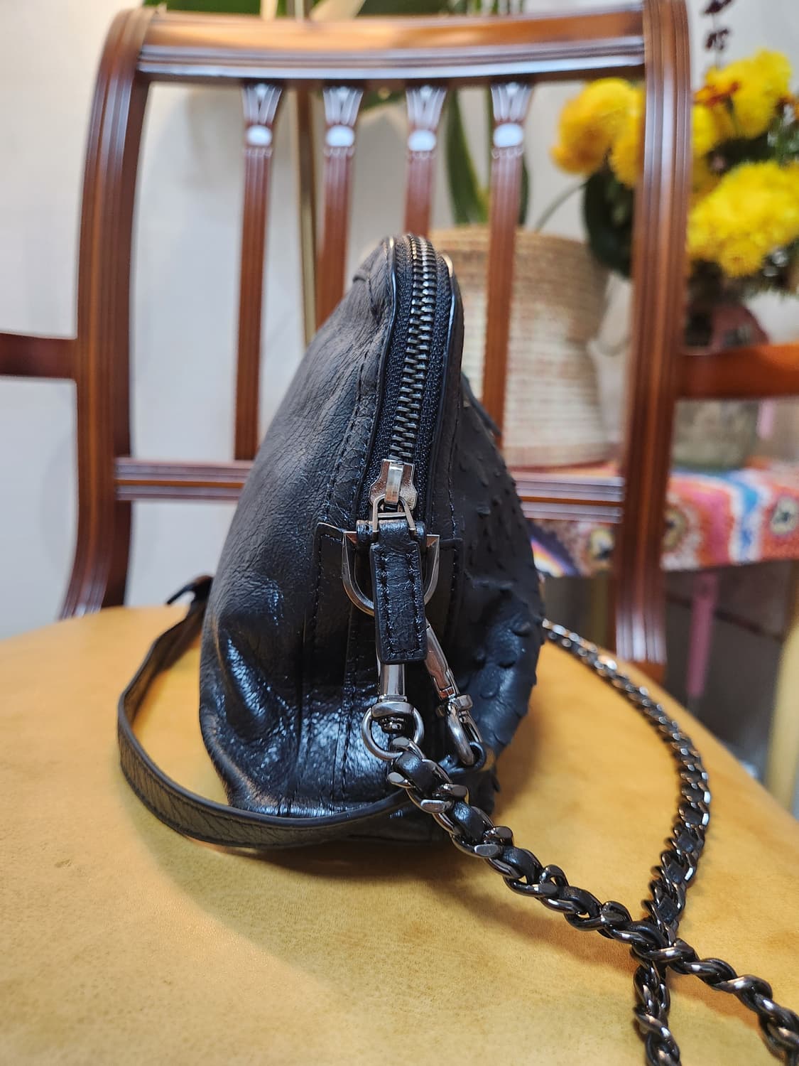 한섬루즈앤운지 블랙 체인 숄더백 가방 상품이미지4