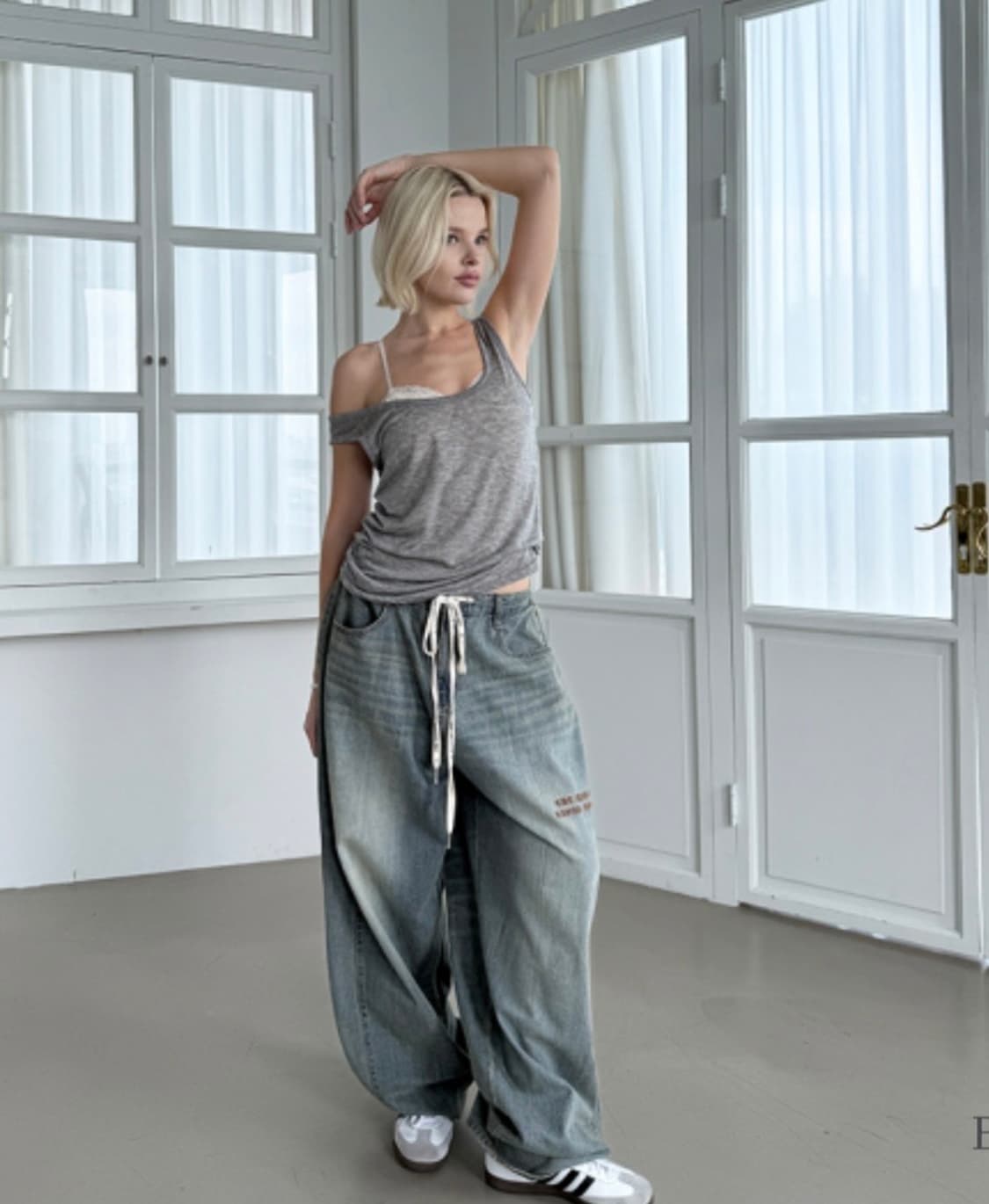 더미스테리어스호텔 로고 스트랩 진 1사이즈 상품이미지4