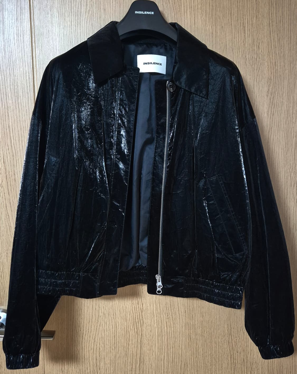 인사일런스 우먼 글로시 타이벡 블루종 블랙 S 상품이미지4