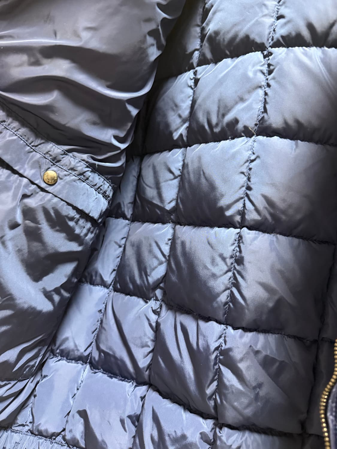 (48) 프라다 삼각로고 다운패딩 상품이미지6