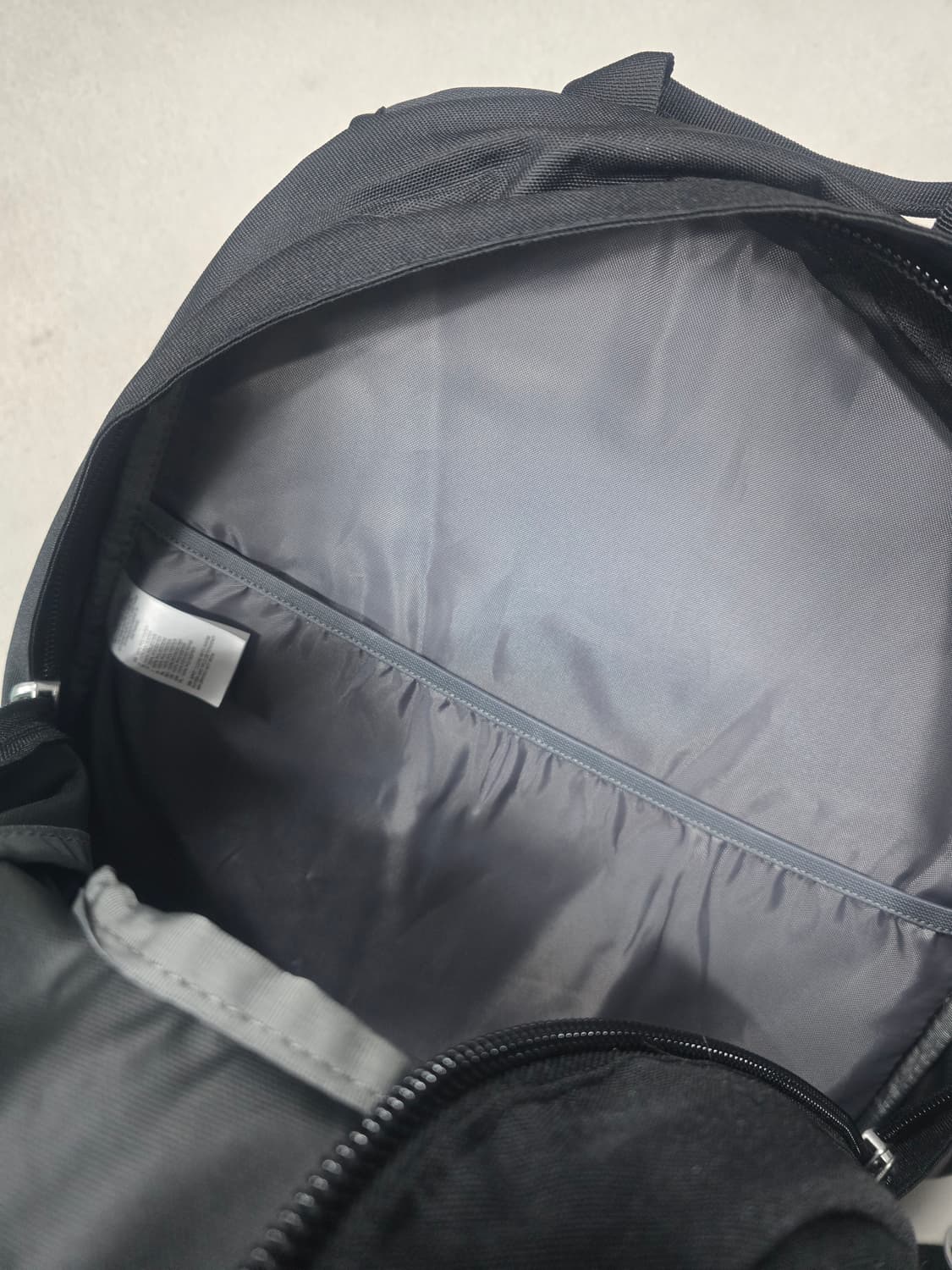 노스페이스 볼트 백팩 블랙 상품이미지6