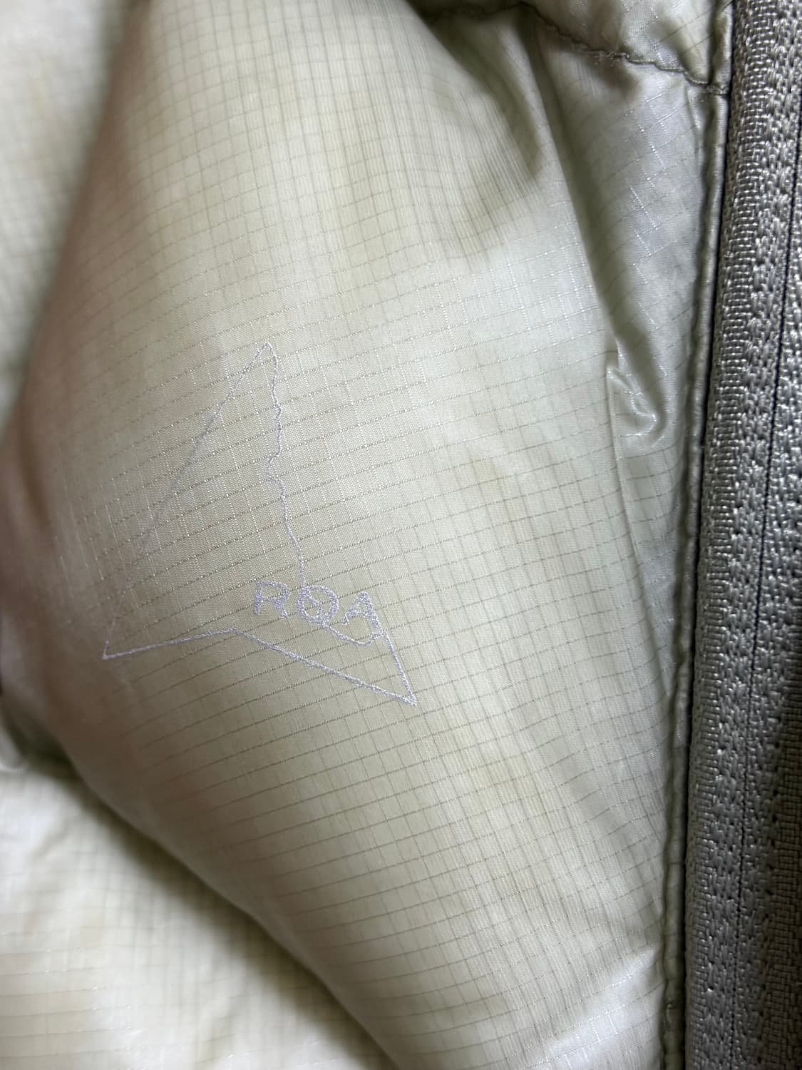 [L] 로아 라이트다운 경량패딩 그레이 상품이미지5