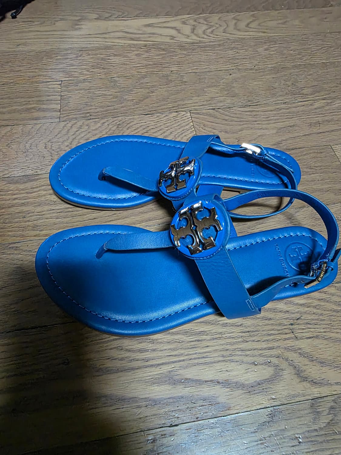 토리버치 여성 가죽 쪼리 샌들 상품이미지2