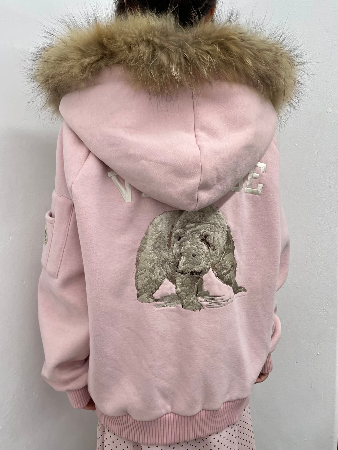 지프 핑크 자수 울프죠 집업 상품이미지2