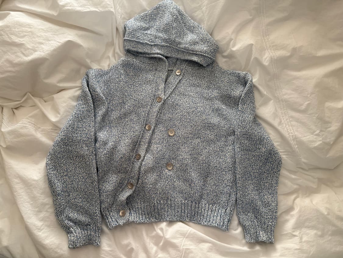 Leey 엘이이와이 비대칭 버튼 후드 가디건 상품이미지1