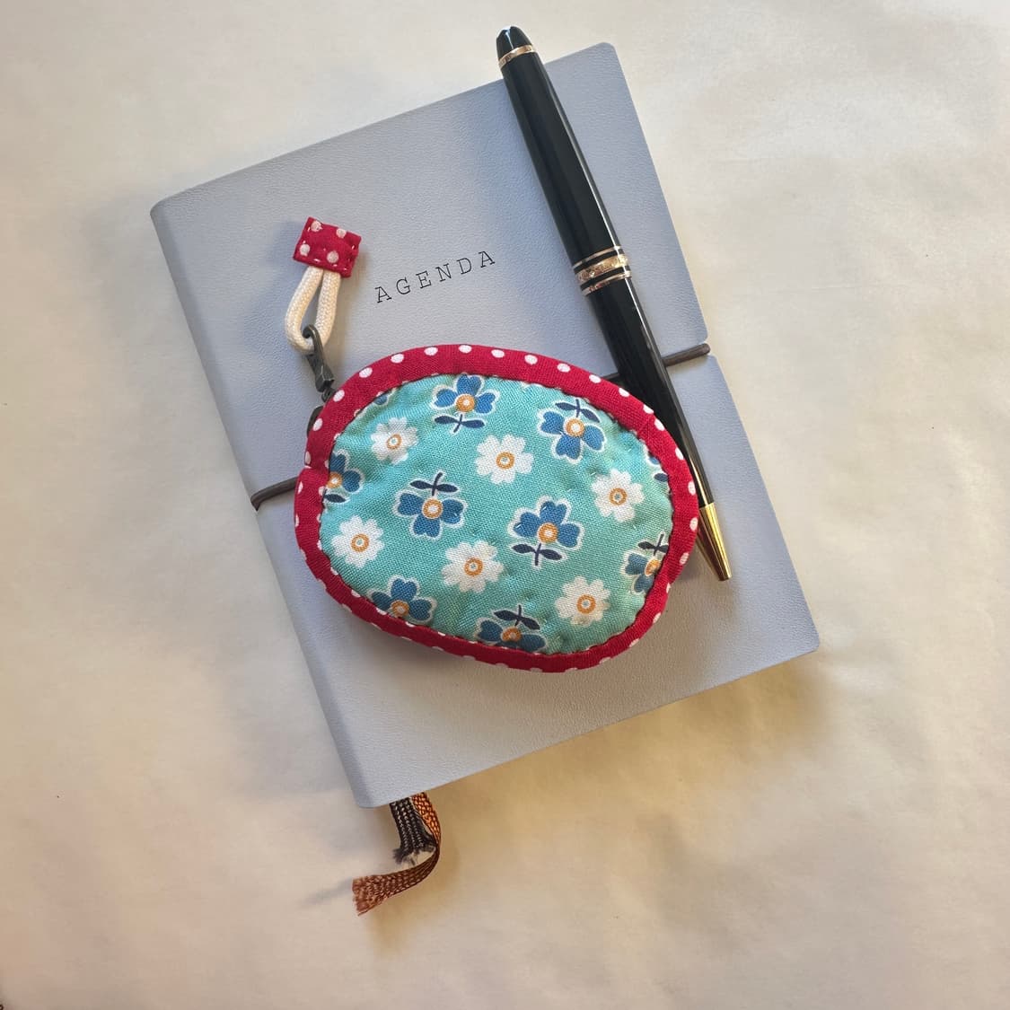 핸드메이드 동전지갑 / 키링 / 에어팟파우치 / 작은파우치 상품이미지1