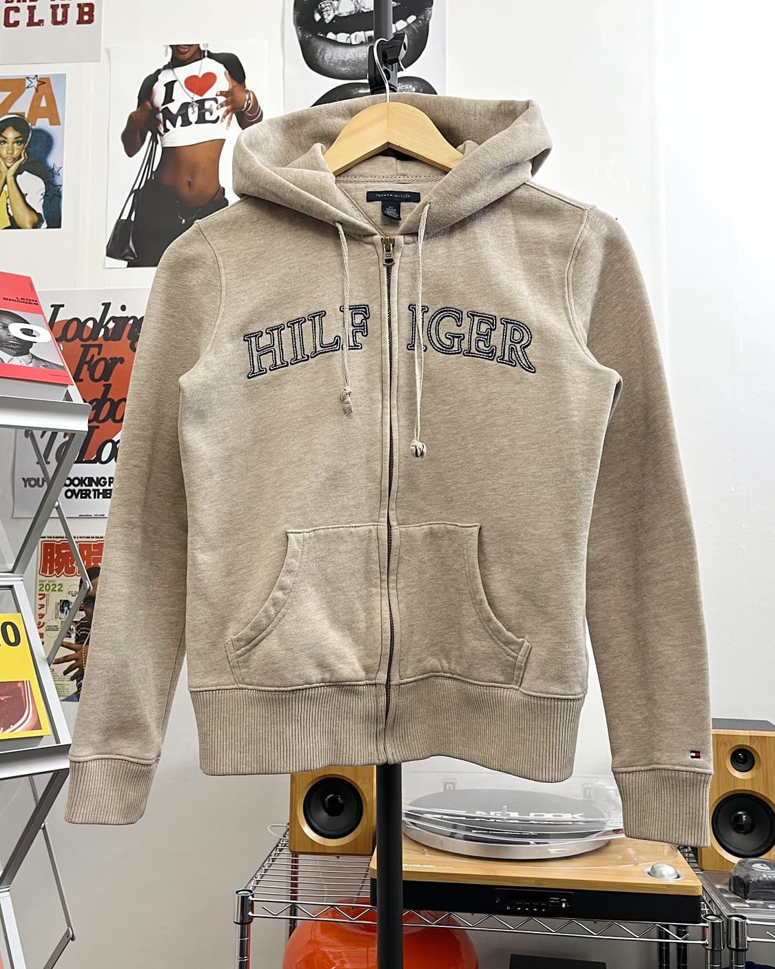 타미힐피거 00s 아플리게 로고 베이지 후드집업 상품이미지5