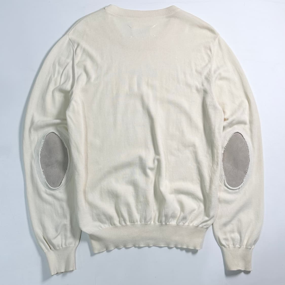 마르지엘라 화이트 엘보패치 니트  상품이미지4