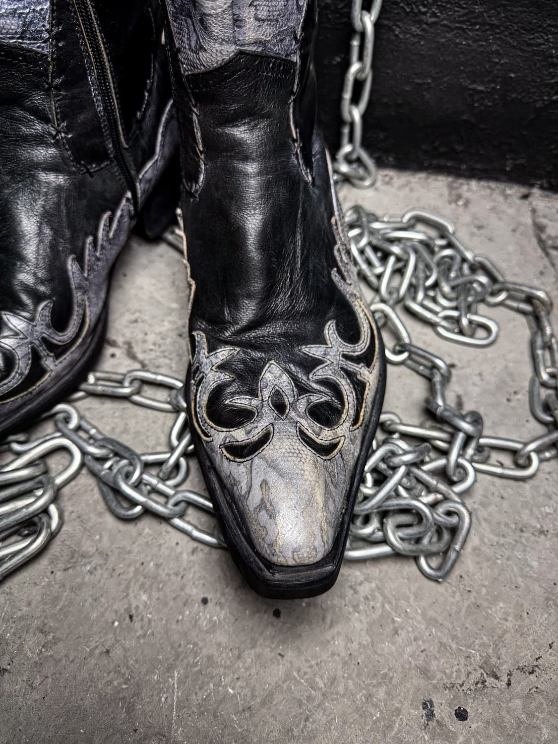 RED COVER – Western Tribal Leather Boots 상품이미지4