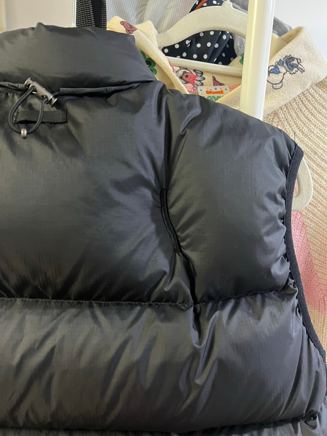 에옹쓰 조끼패딩 2023  상품이미지5