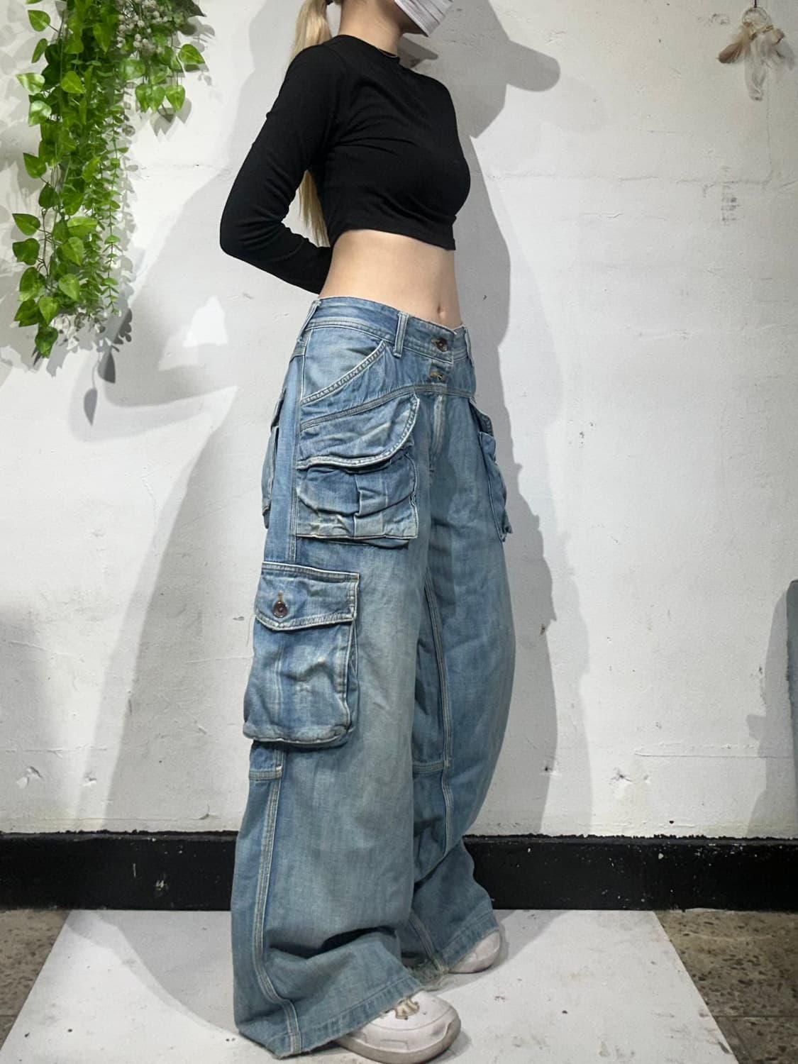 A.N.B 대장급 유틸리티 멀티 포켓 데님 와이드 카고 팬츠 청바지  상품이미지1