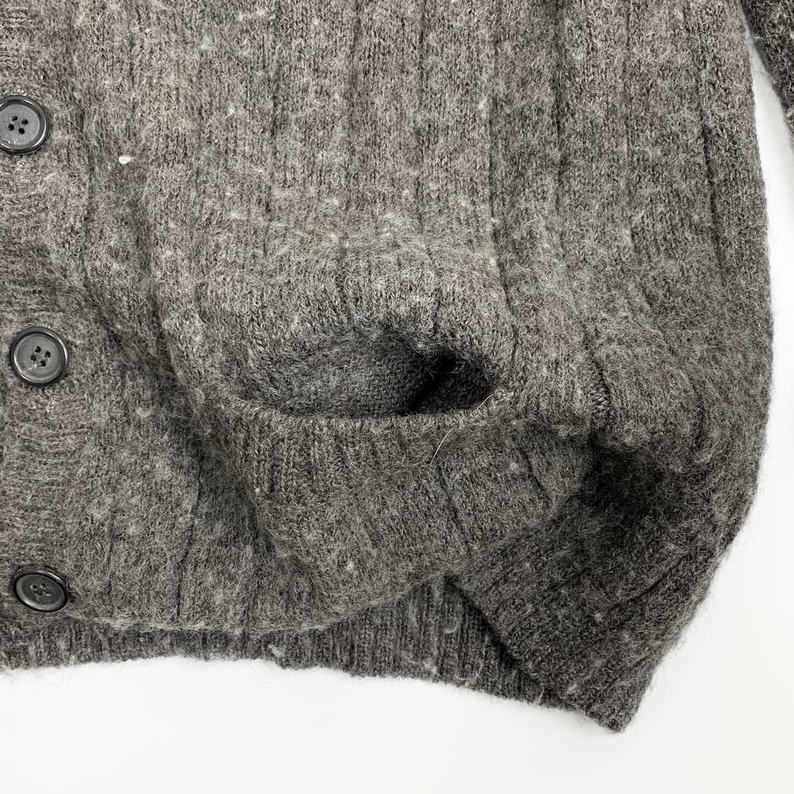 프라다 슈퍼 롱 슬리브 브이넥 가디건 상품이미지7