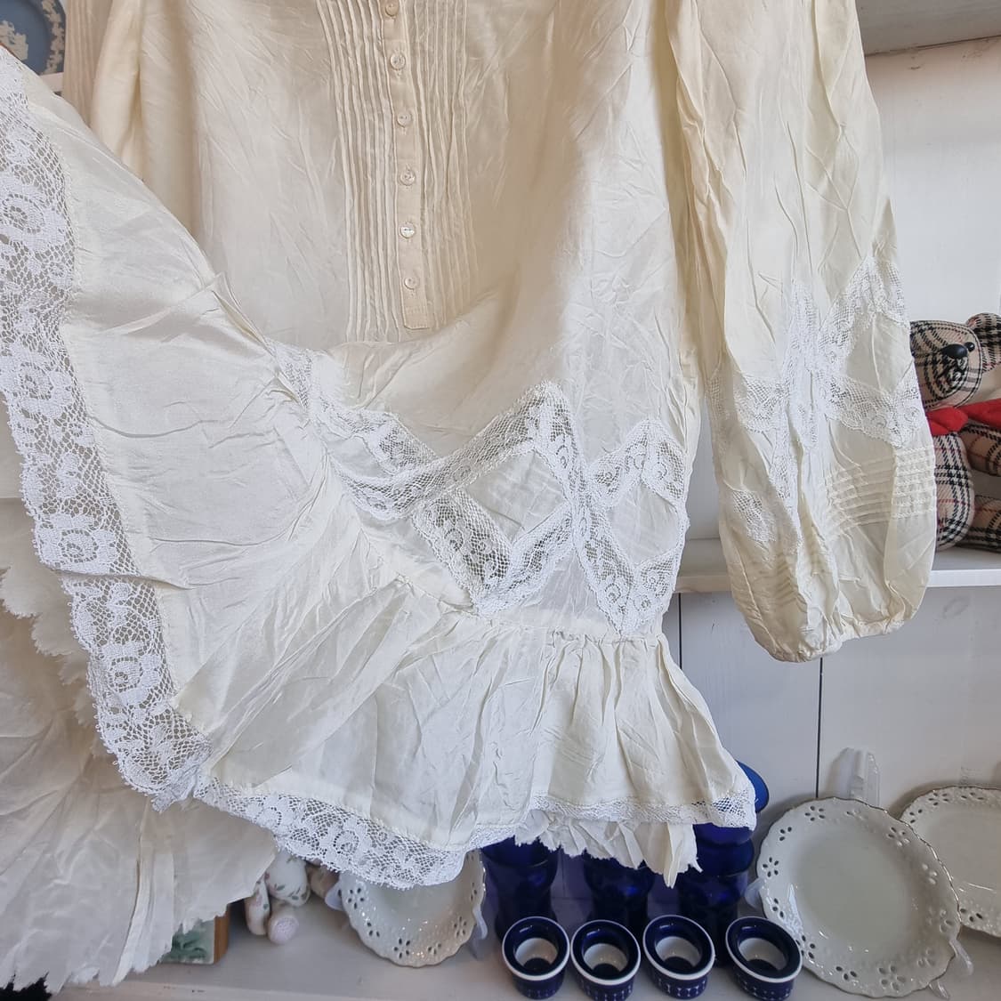 실크 레이스 러플 블라우스 상품이미지4