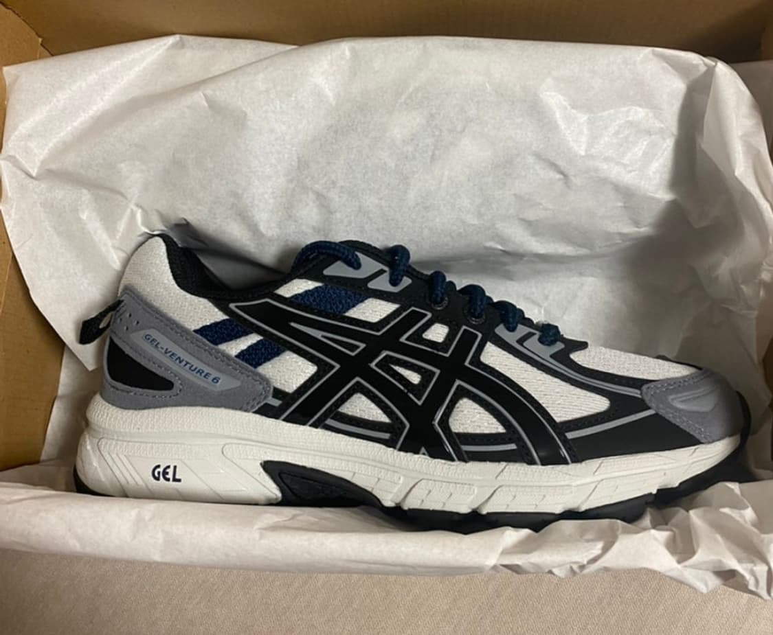 (새상품) 아식스 젤벤쳐6 그레이셔 그레이 240 상품이미지1