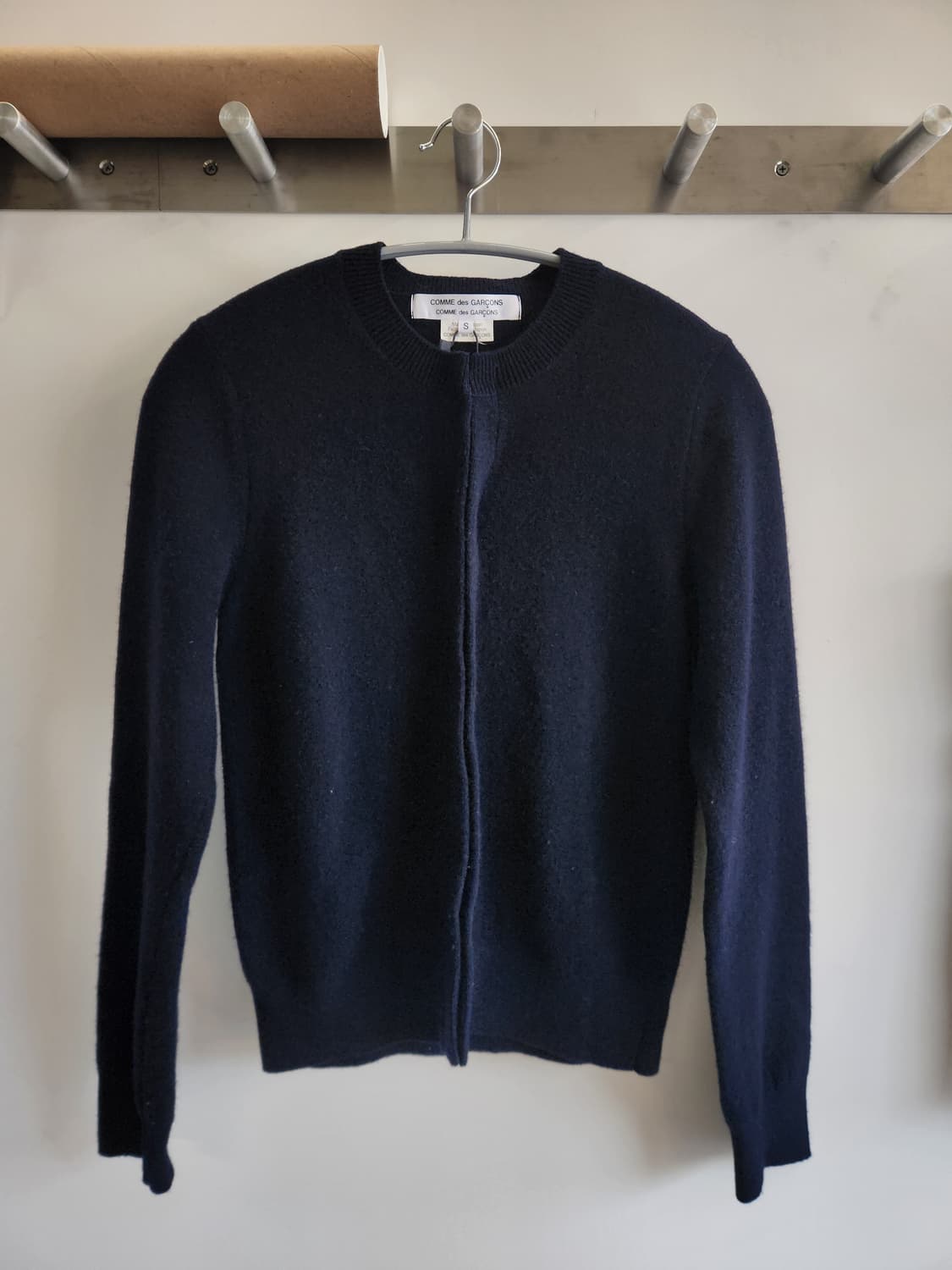 꼼데가르송 AD2020 히든 버튼 가디건 상품이미지1