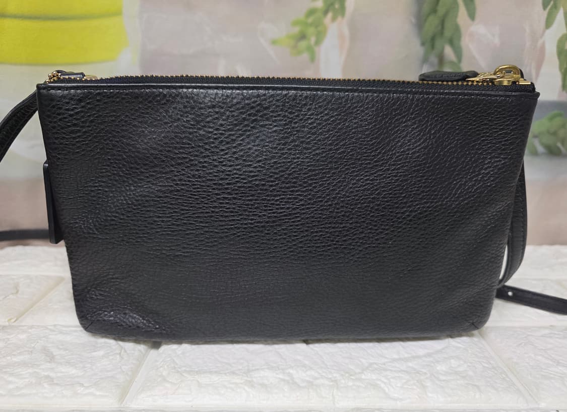 코치 페블 레더 여성크로스백 가죽 더블포켓 여성가방 GD98 상품이미지5