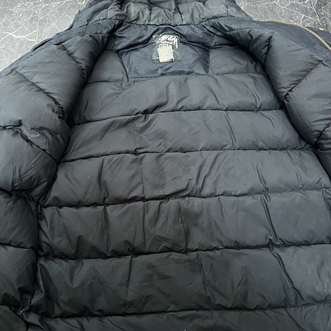 스투시 25주년 N3B 로고 패턴 다운 자켓 블랙 상품이미지8