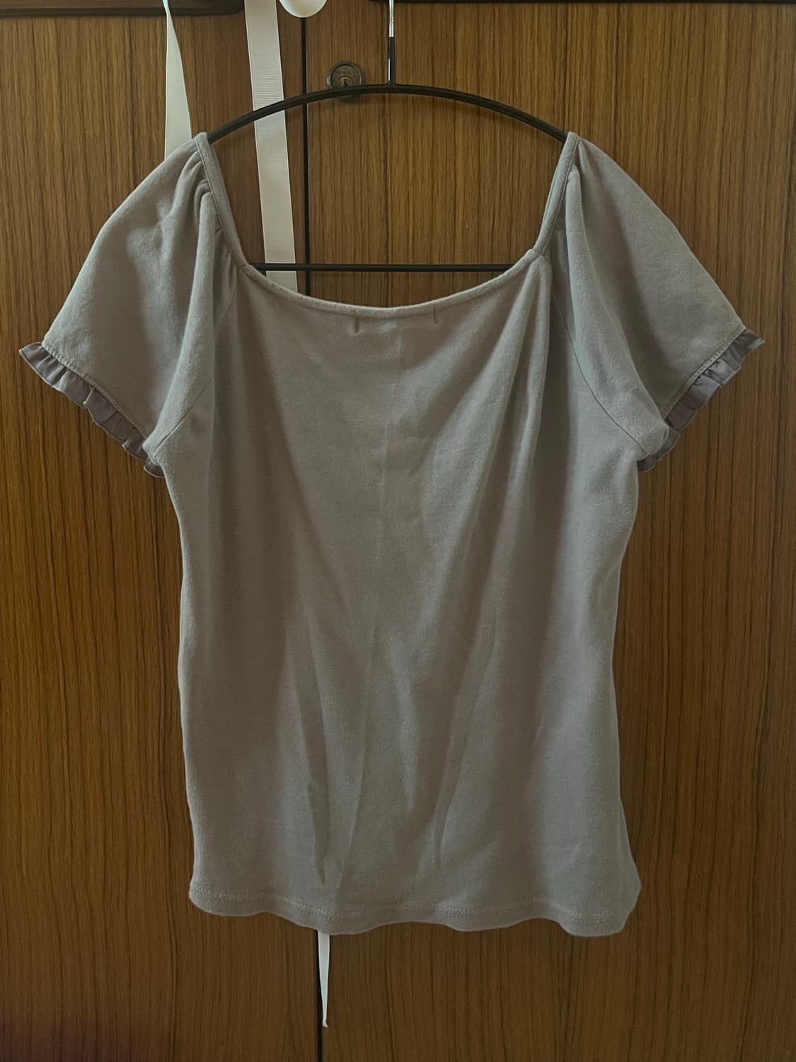 프릴 디테일 반팔 티셔츠 frill detail short sleeve 상품이미지2