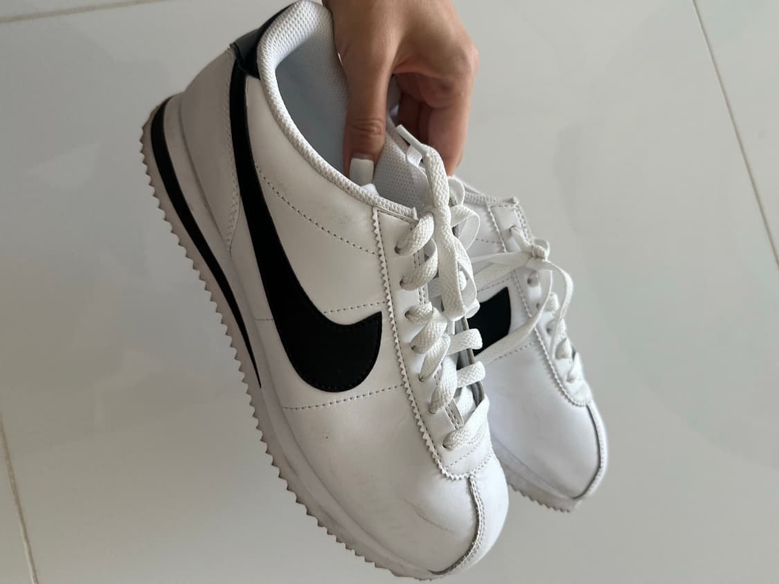 나이키 코르테즈 250 흰검 상품이미지2