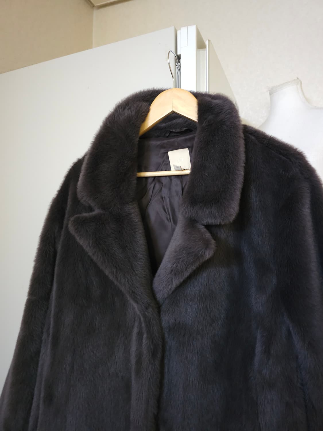 H&M 에이치앤엠 퍼 롱코트 상품이미지2