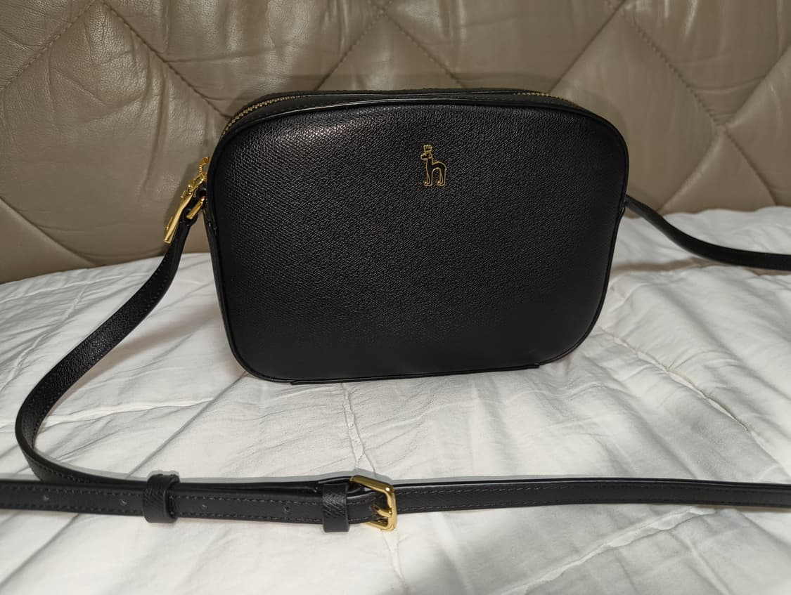 해지스 hazzys 블랙 가죽 큐빅 퍼피 카메라백 크로스백 상품이미지1